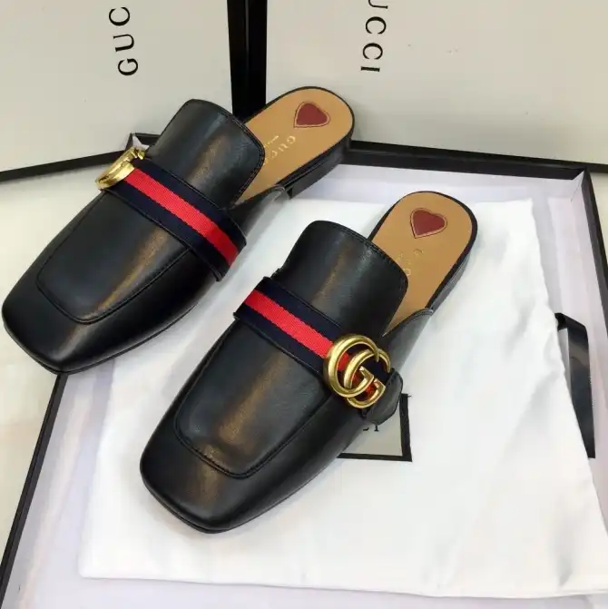 hype Gucci Slippers