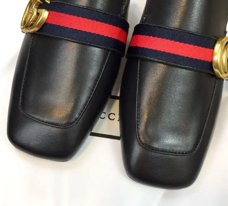 hype Gucci Slippers