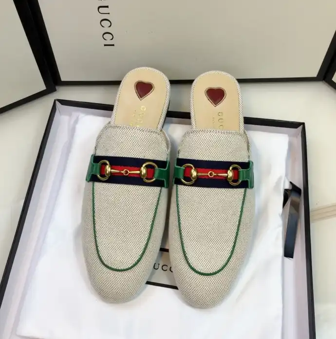 hype Gucci Slippers