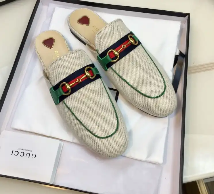 hype Gucci Slippers