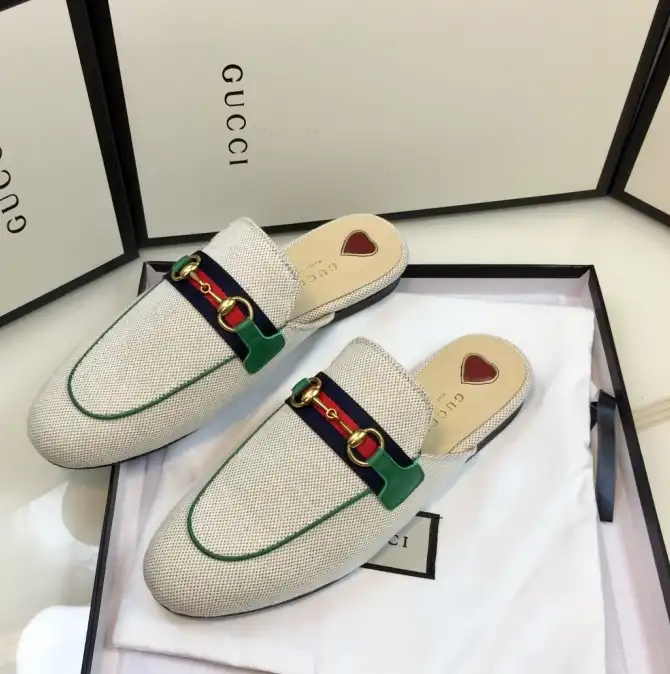 hype Gucci Slippers