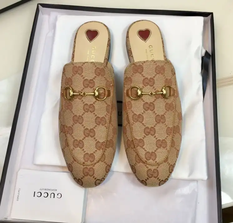 hype Gucci Slippers