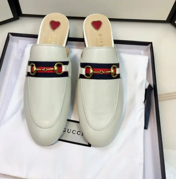 hype Gucci Slippers