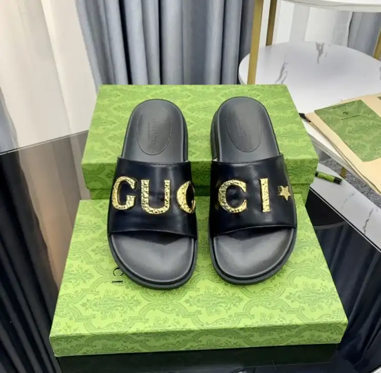 hype Gucci Slippers