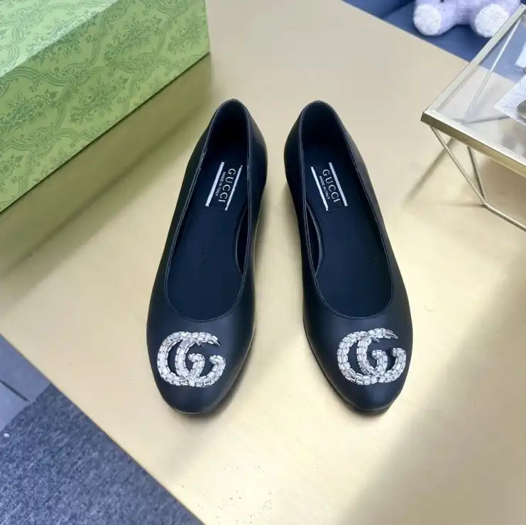 hype Gucci Flat Shoes