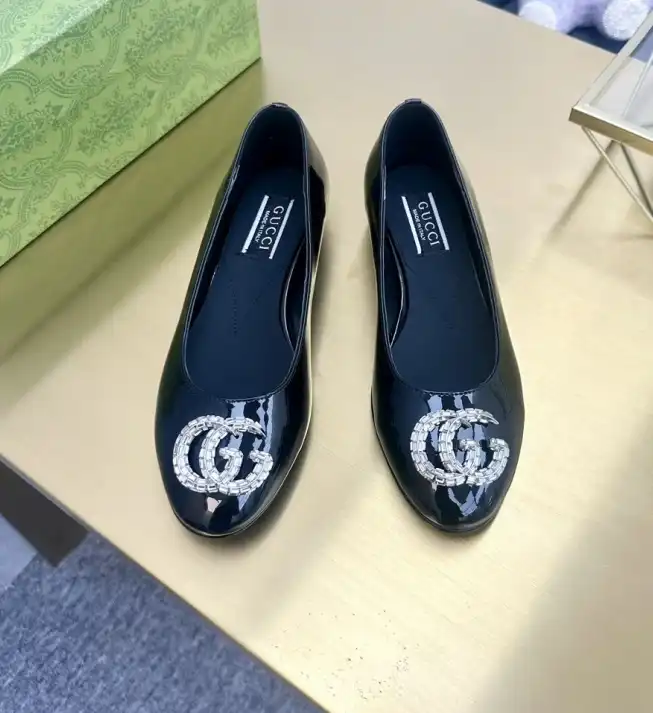 hype Gucci Flat Shoes