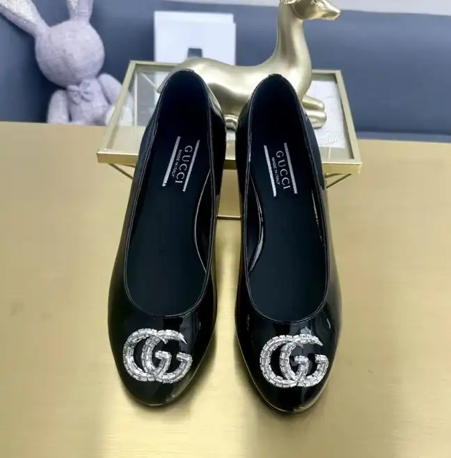 hype Gucci Flat Shoes