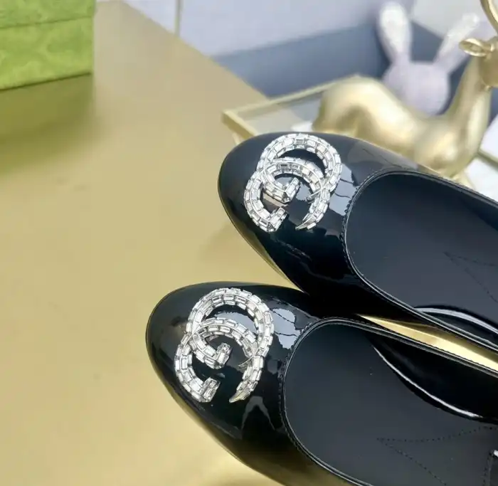 hype Gucci Flat Shoes