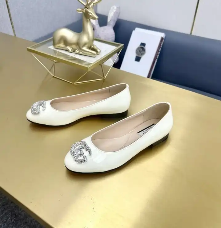 hype Gucci Flat Shoes