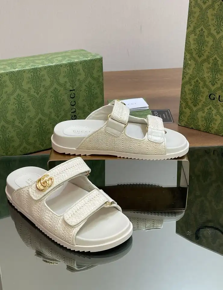 hype Gucci Slippers