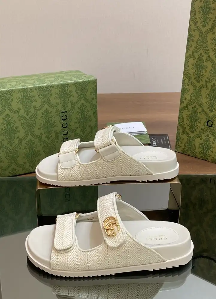 hype Gucci Slippers