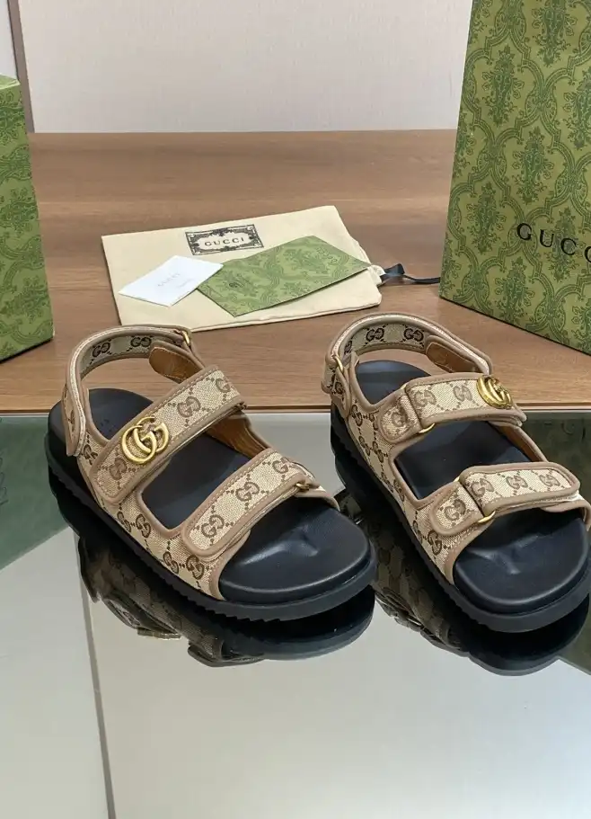 hype Gucci Sandals