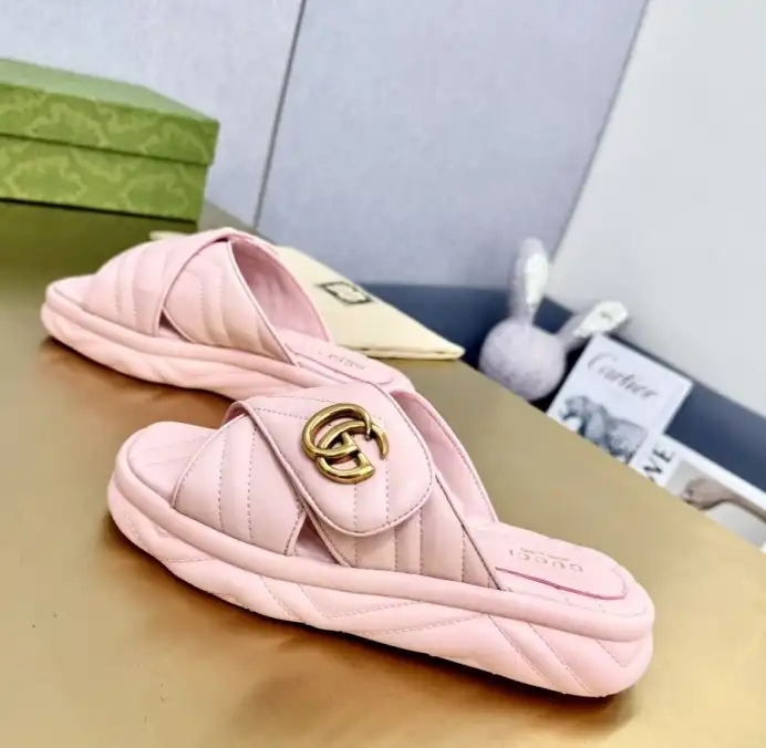 hype Gucci Slippers