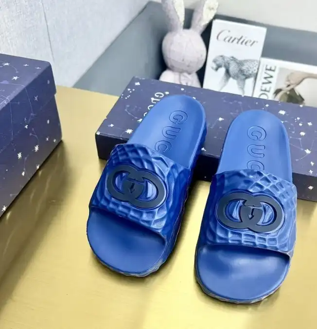 hype Gucci Slippers