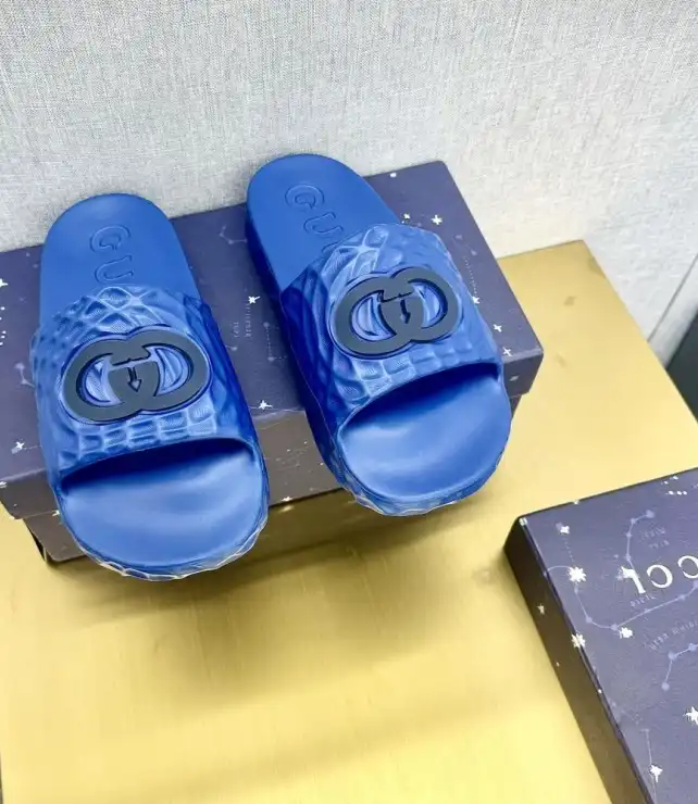 hype Gucci Slippers