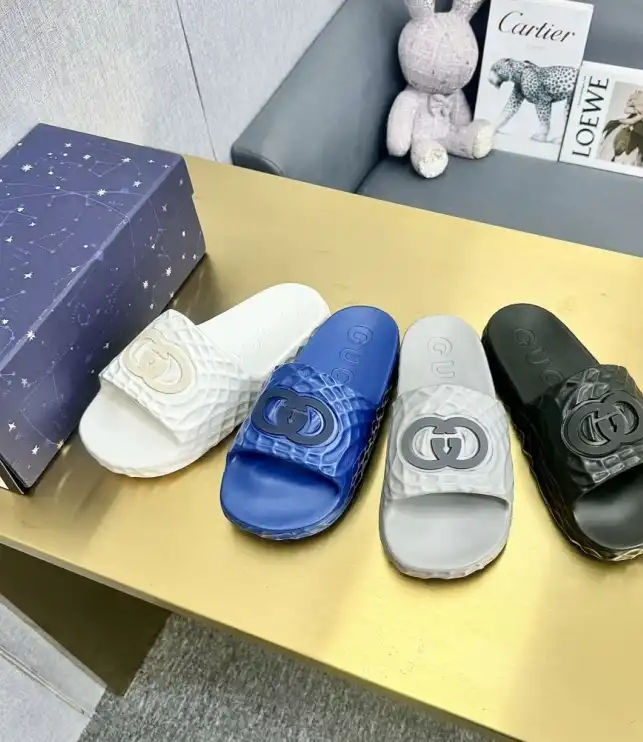 hype Gucci Slippers