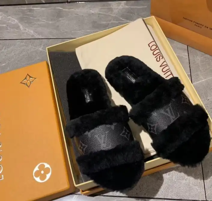 hype LV Slippers