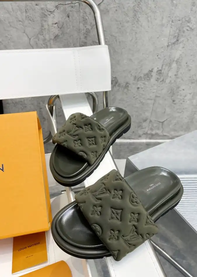 hype LV Slippers