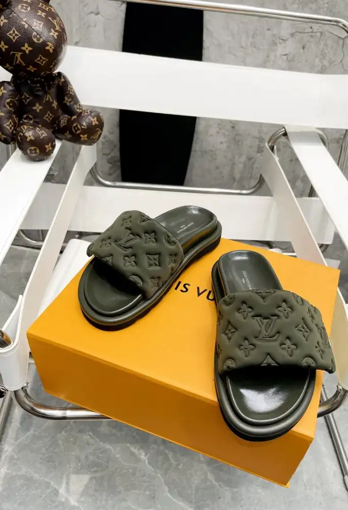 hype LV Slippers