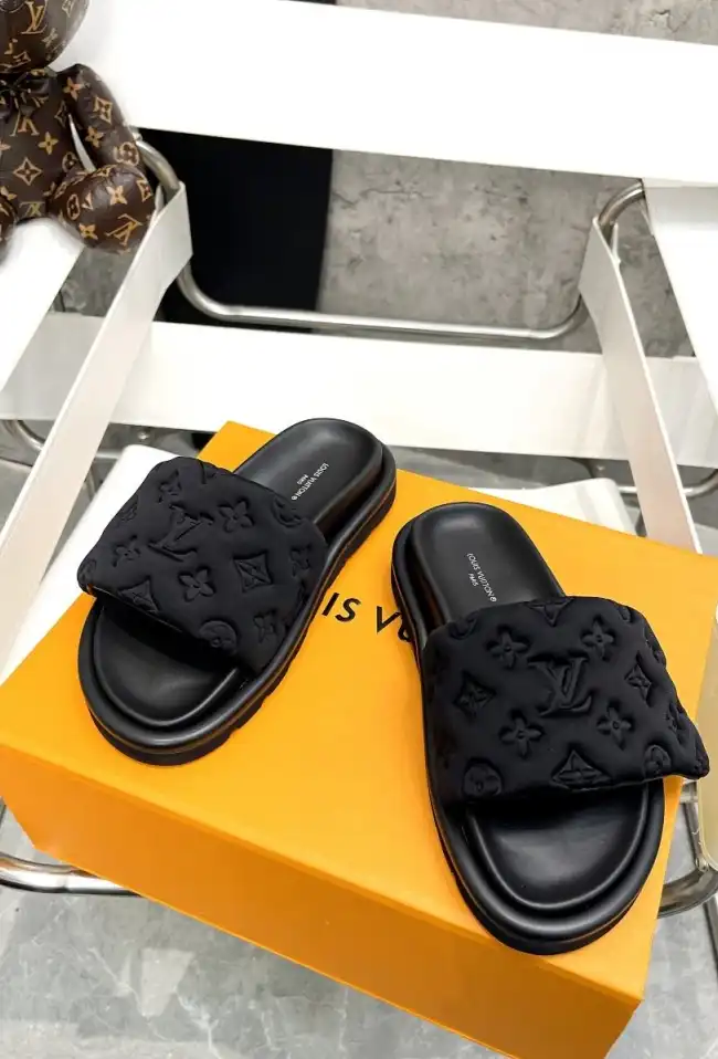 hype LV Slippers