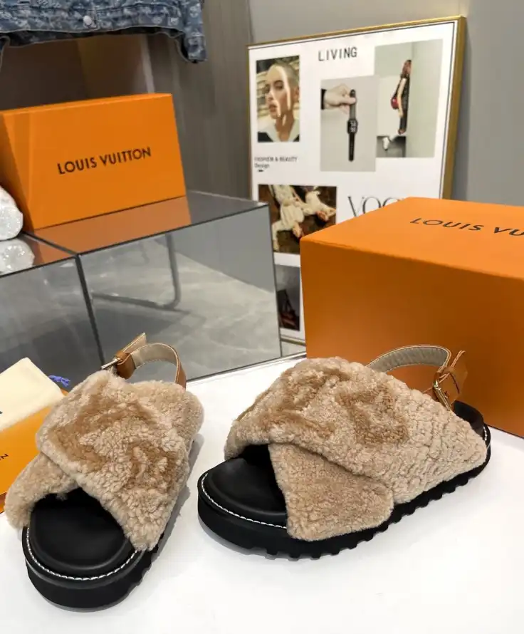 hype LV Slippers