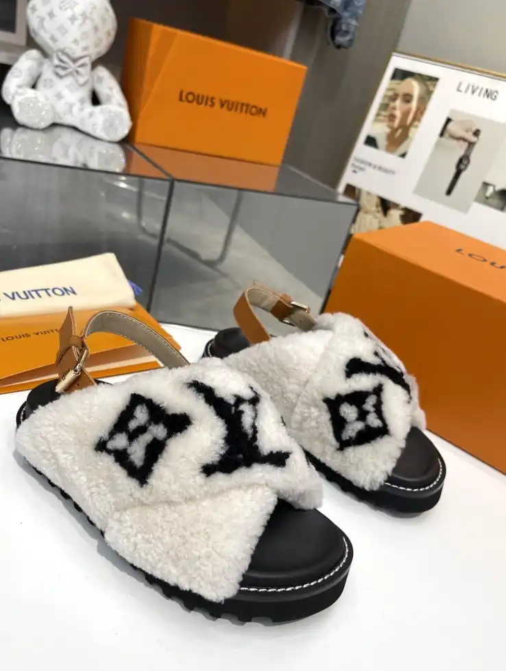 hype LV Slippers