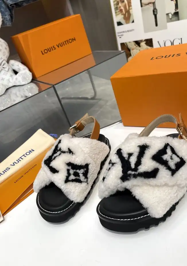 hype LV Slippers