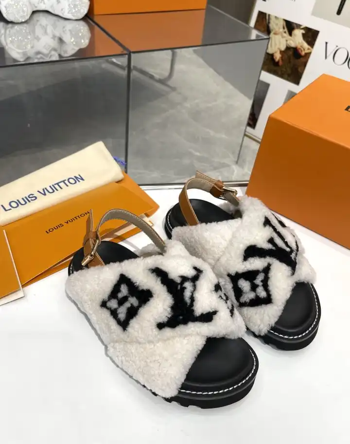 hype LV Slippers