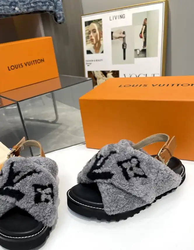 hype LV Slippers