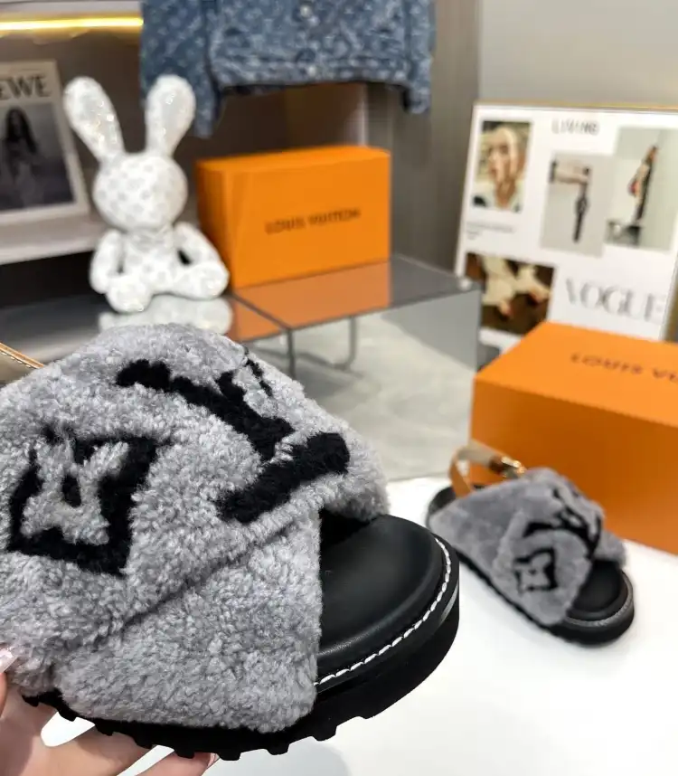 hype LV Slippers