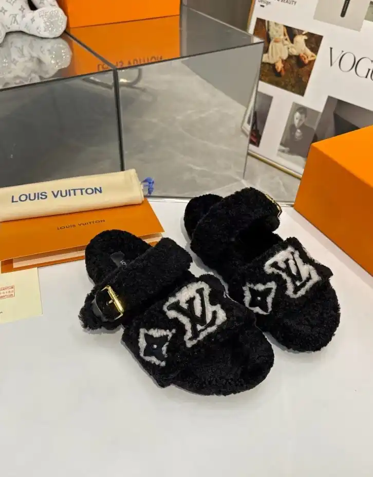 hype LV Slippers