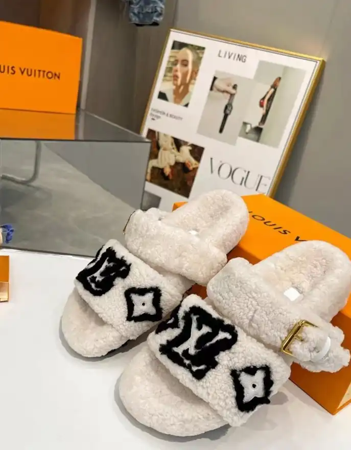 hype LV Slippers