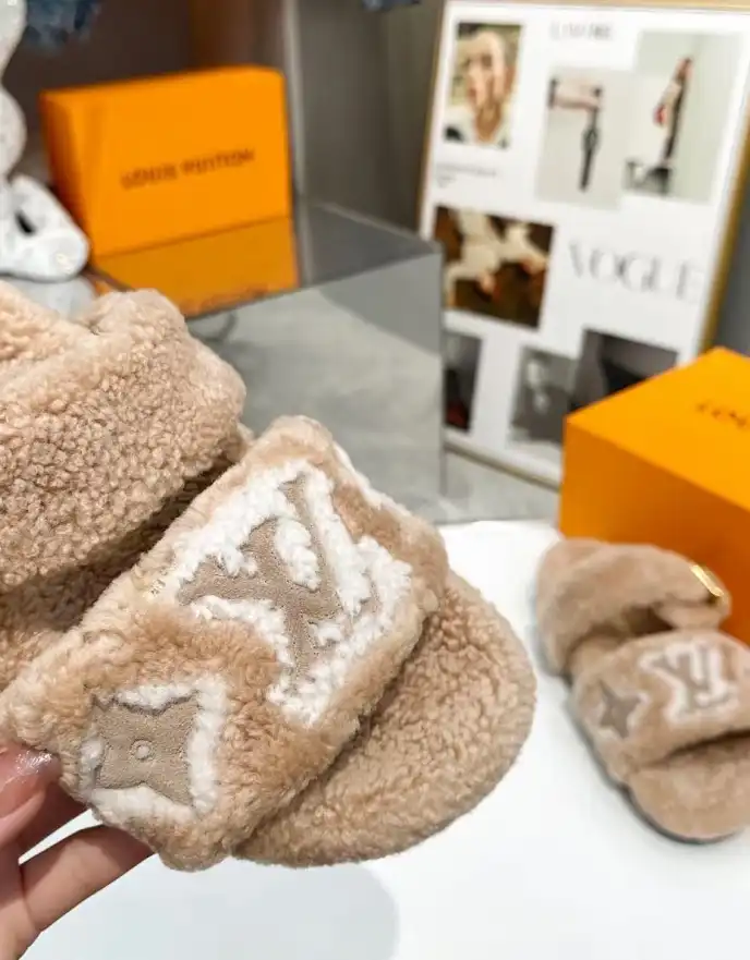 hype LV Slippers