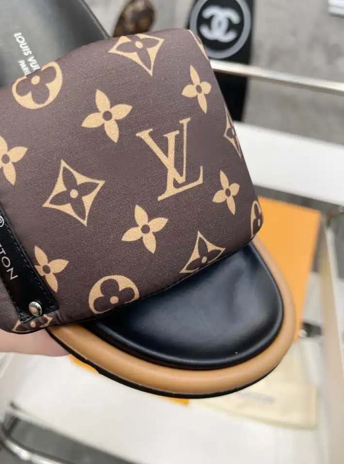 hype LV Slippers