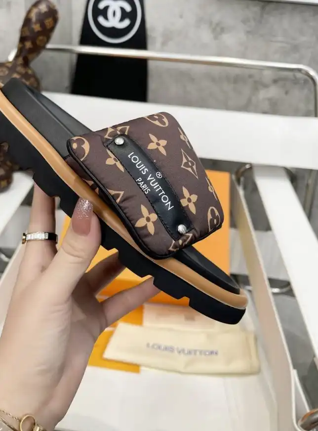 hype LV Slippers