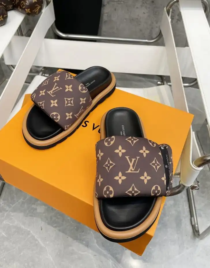 hype LV Slippers