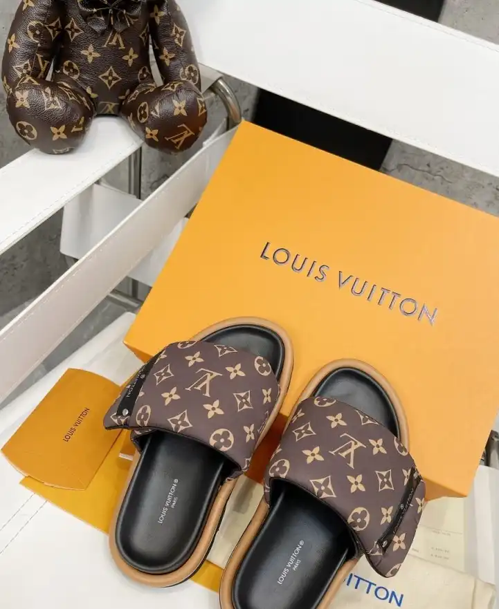 hype LV Slippers