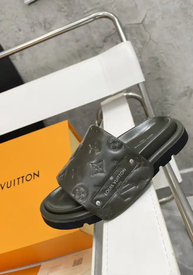 hype LV Slippers