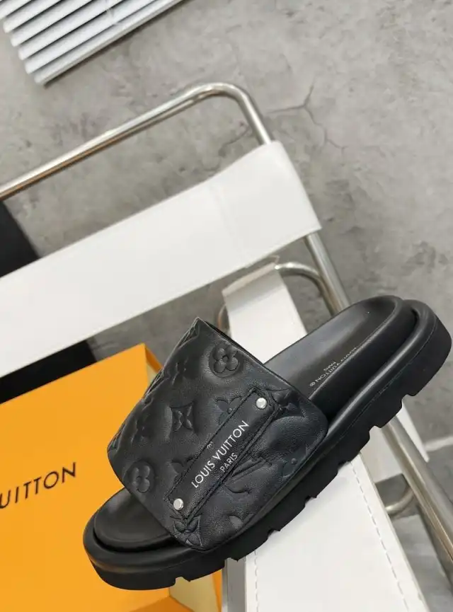 hype LV Slippers