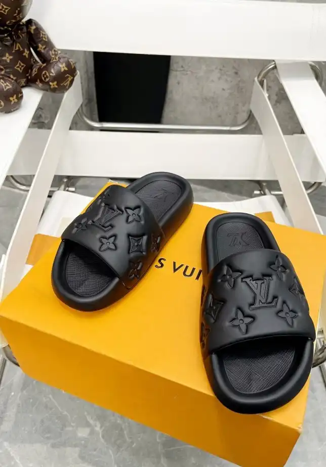 hype LV Slippers