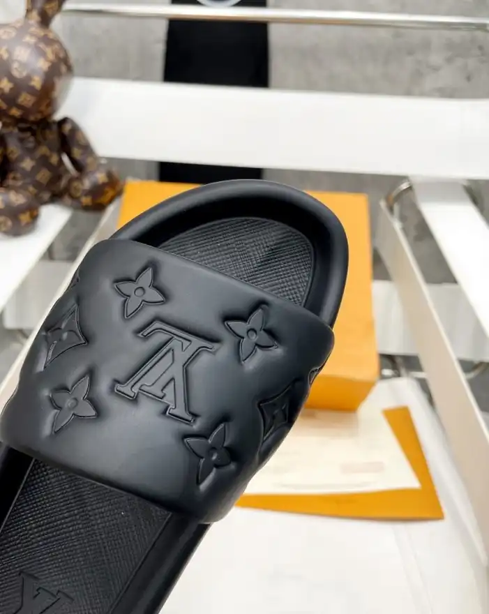 hype LV Slippers