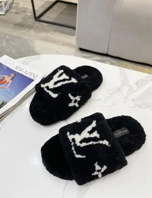 hype LV Slippers