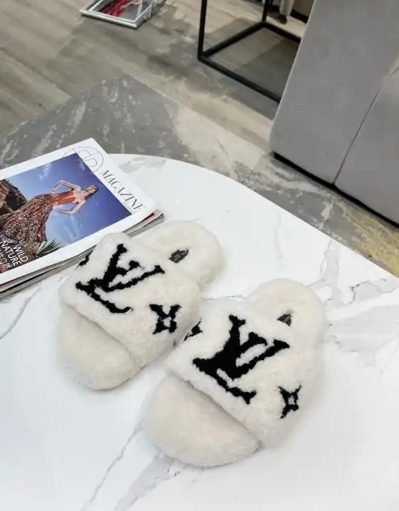 hype LV Slippers