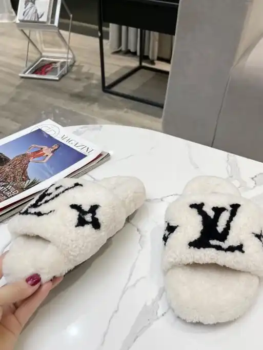 hype LV Slippers