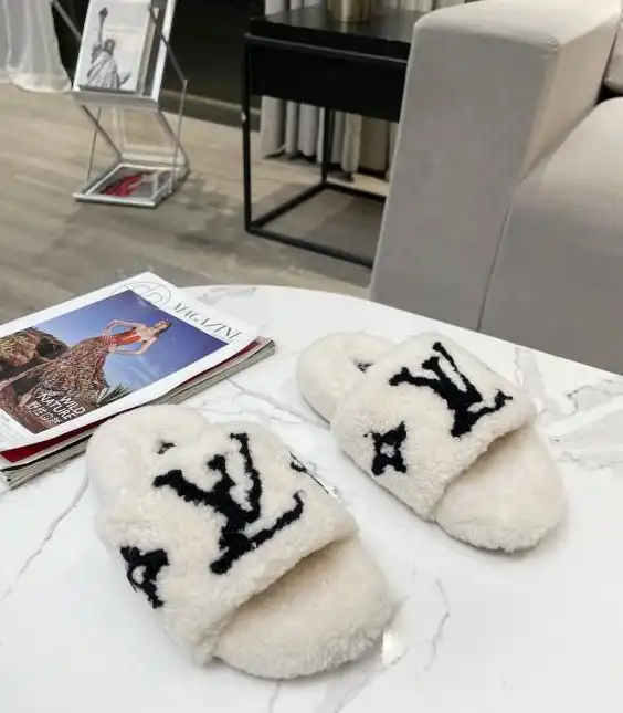 hype LV Slippers