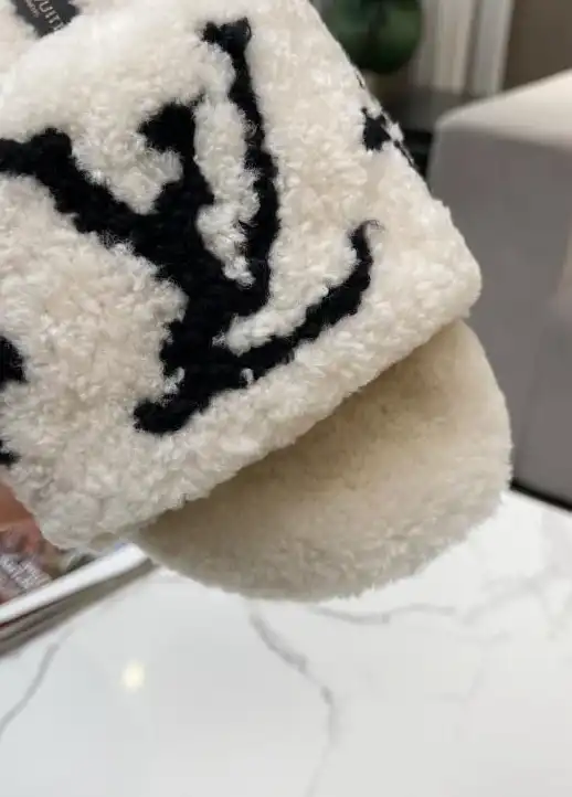 hype LV Slippers