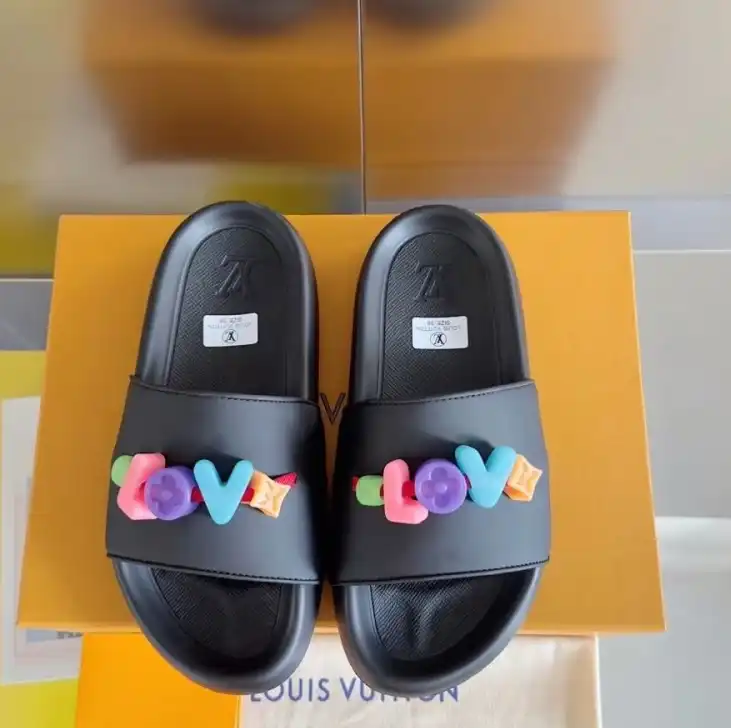 hype LV Slippers