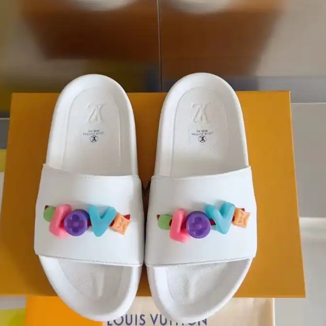 hype LV Slippers