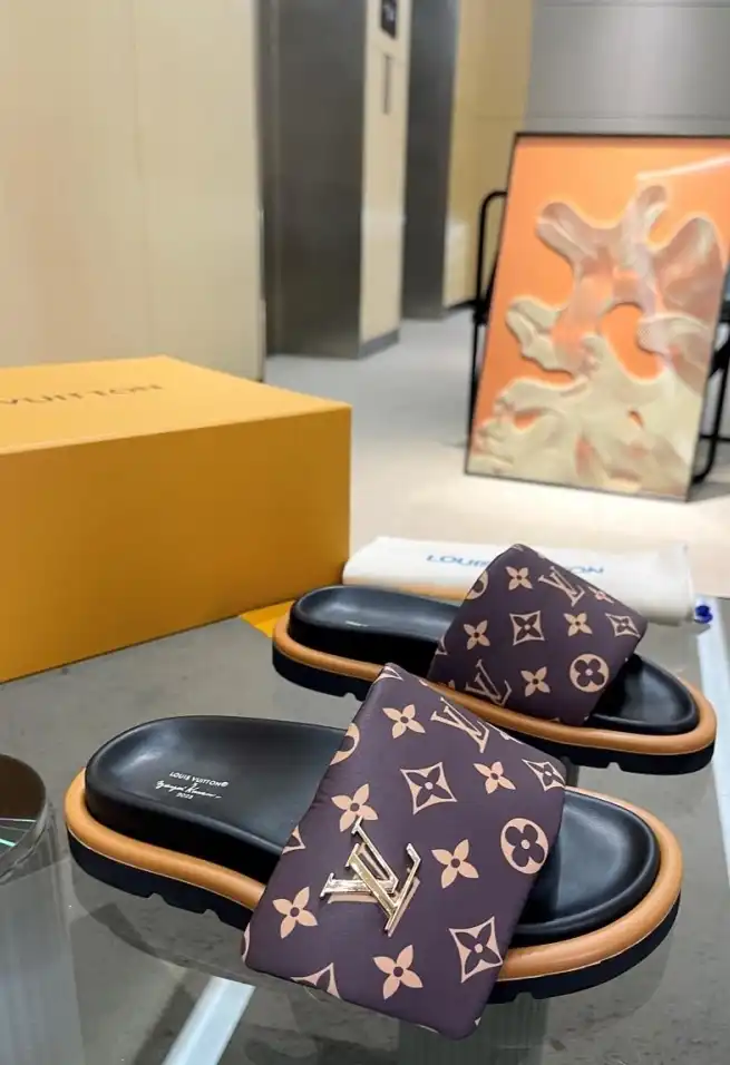 hype LV Slippers