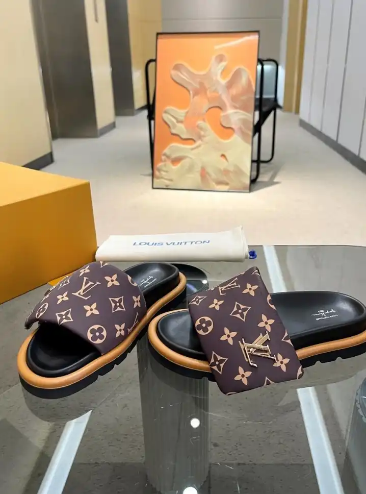 hype LV Slippers